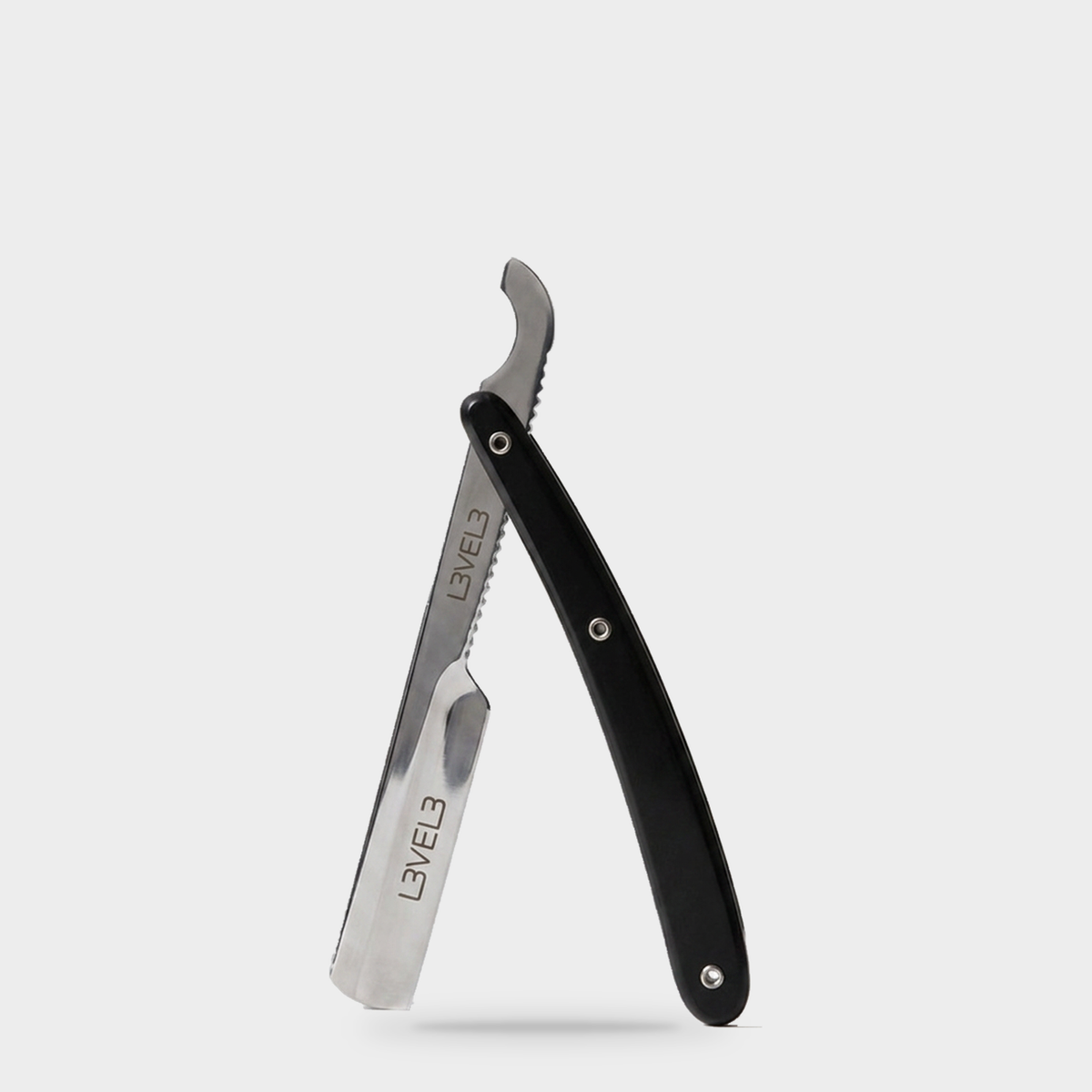 L3VEL3 Black Turkish Razor — Portada