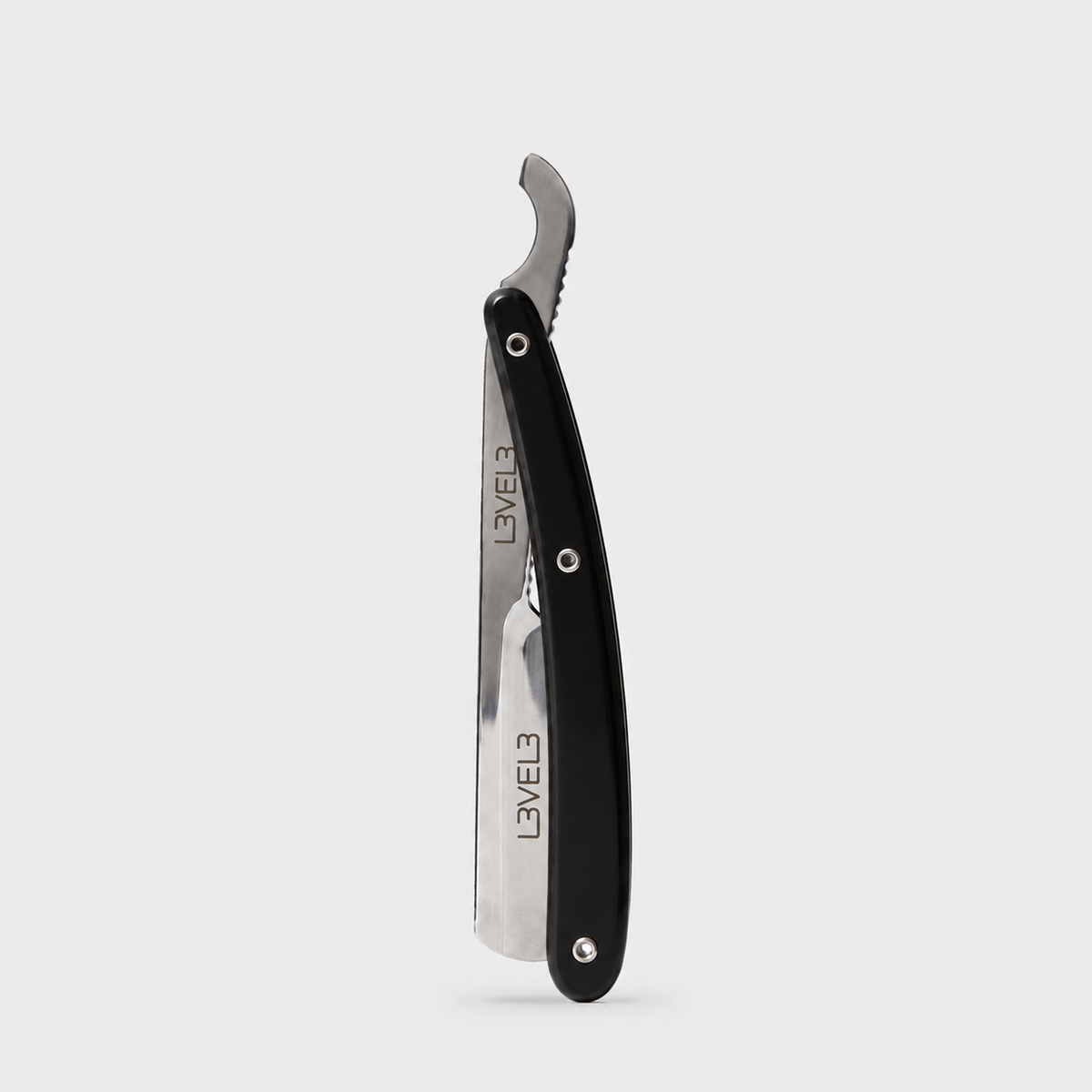 L3VEL3 Black Turkish Razor — Vista cerrada