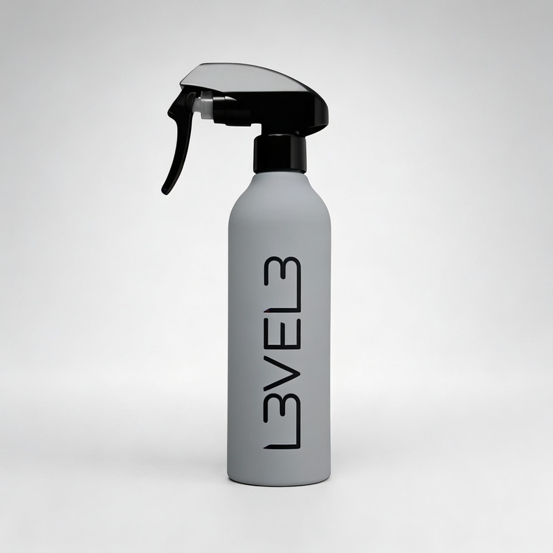 L3VEL3 RUBBERIZED WATER SPRAY BOTTLE GREY