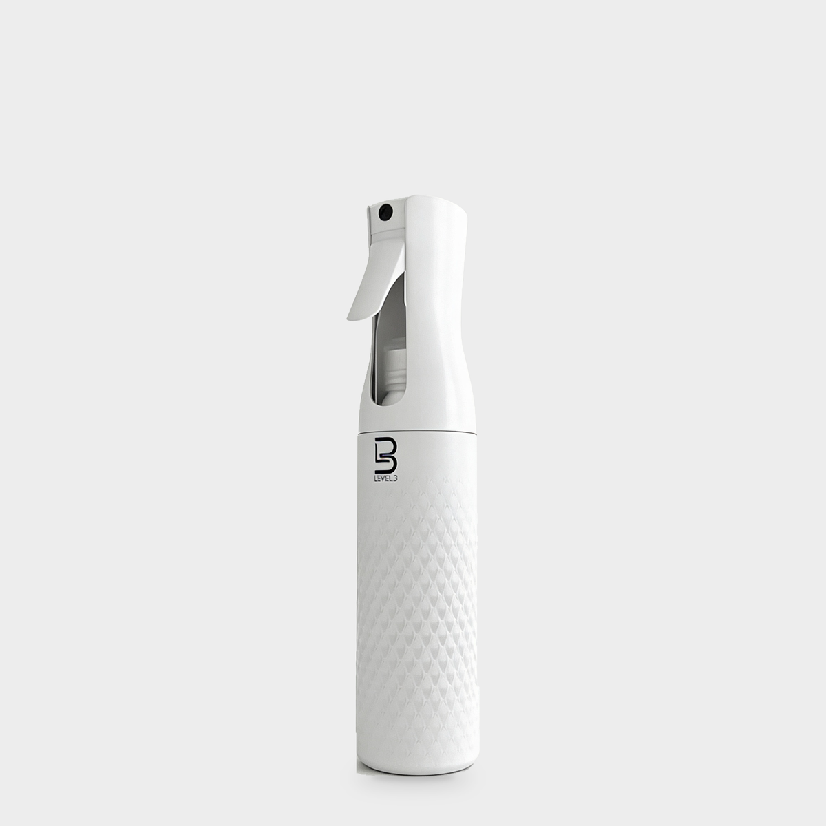 L3VEL3 Beveled Spray Bottle White — Portada