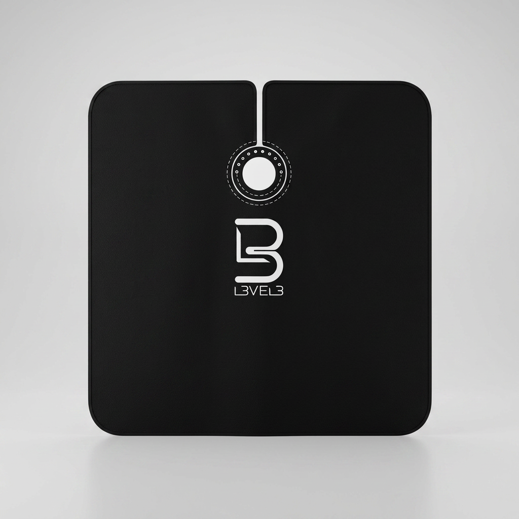 L3VEL3 BLACK CAPE W/ RUBBER NECK