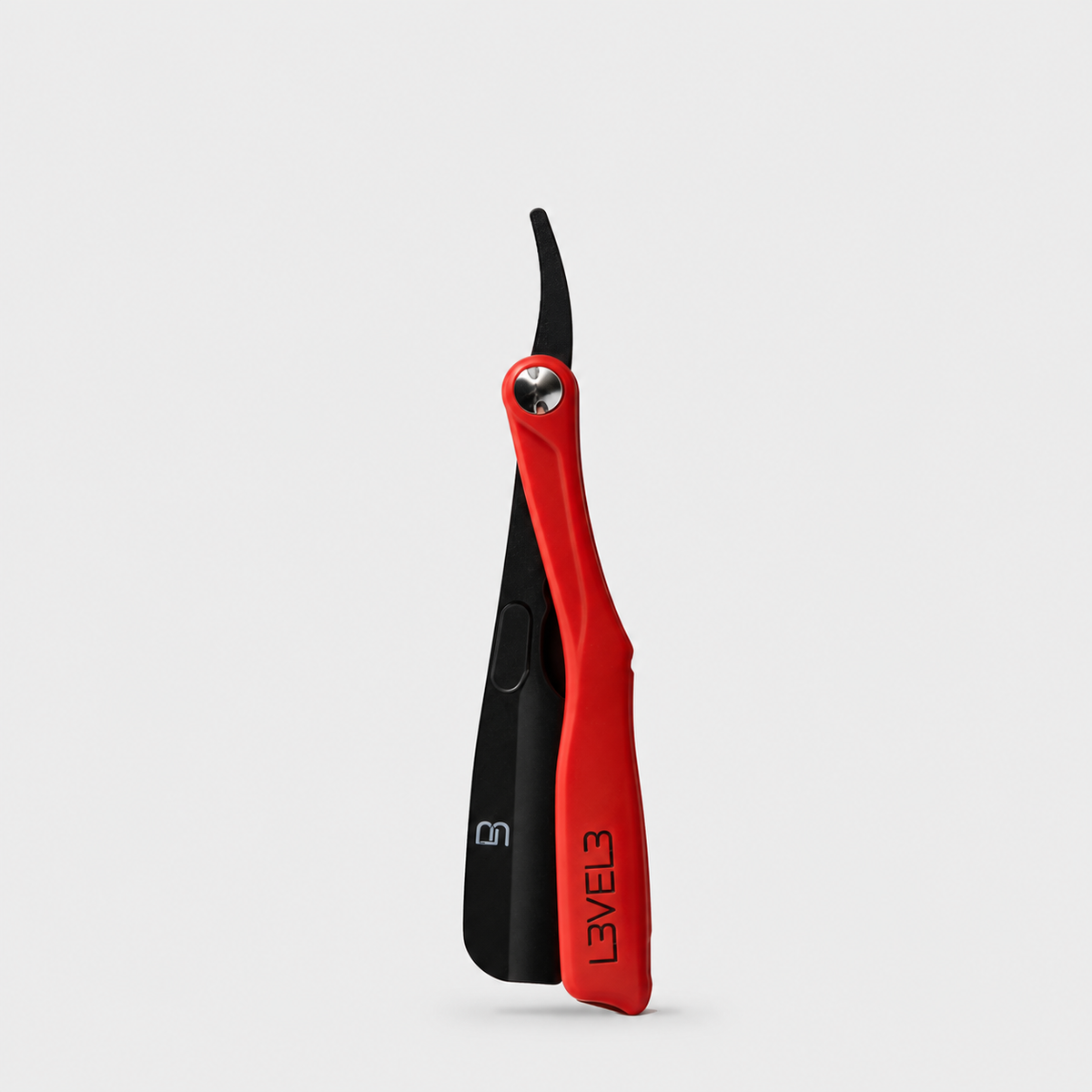 L3VEL3 Red Milly Razor — Vista cerrada