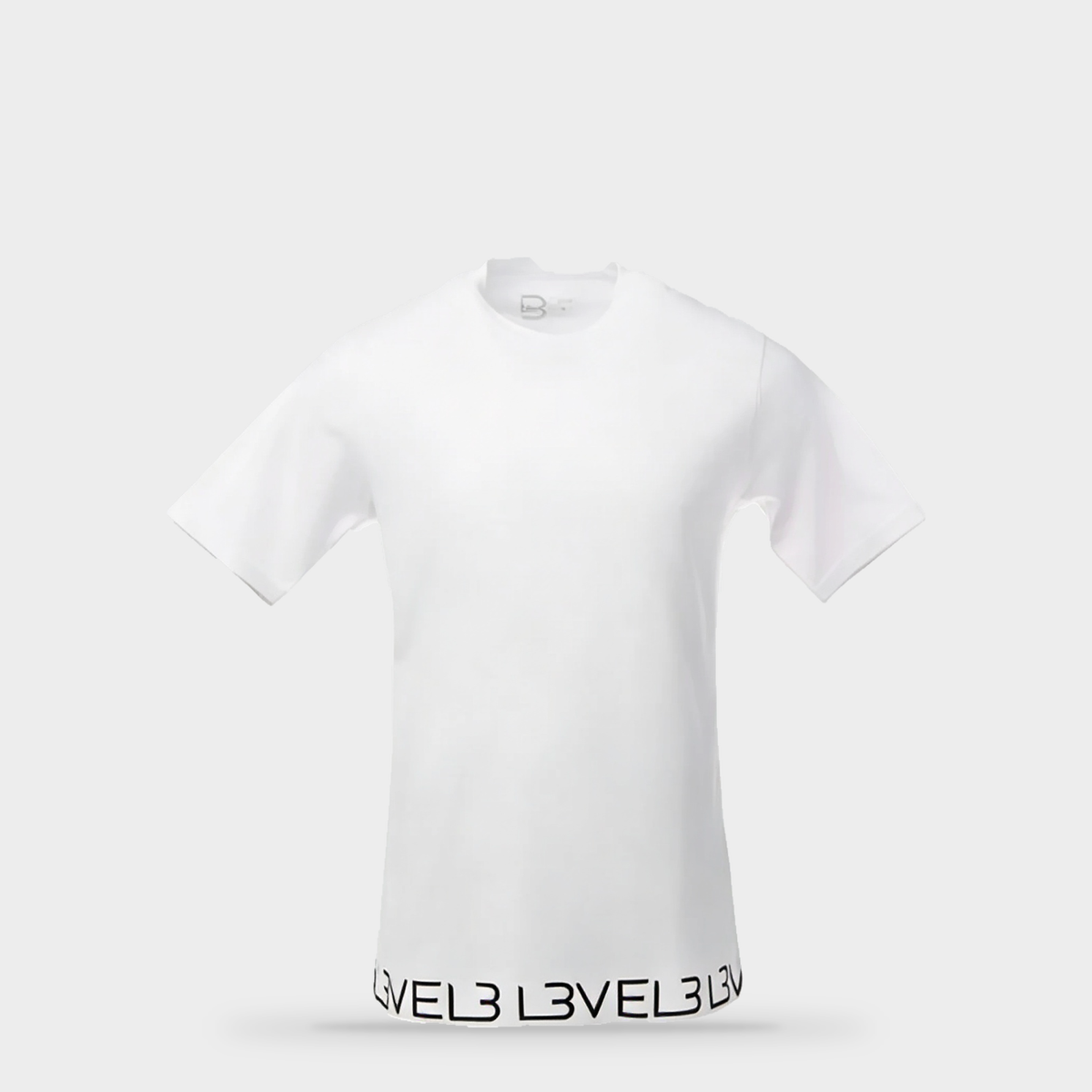 L3VEL3 Premium Logo Strip Tee - Blanco — Portada