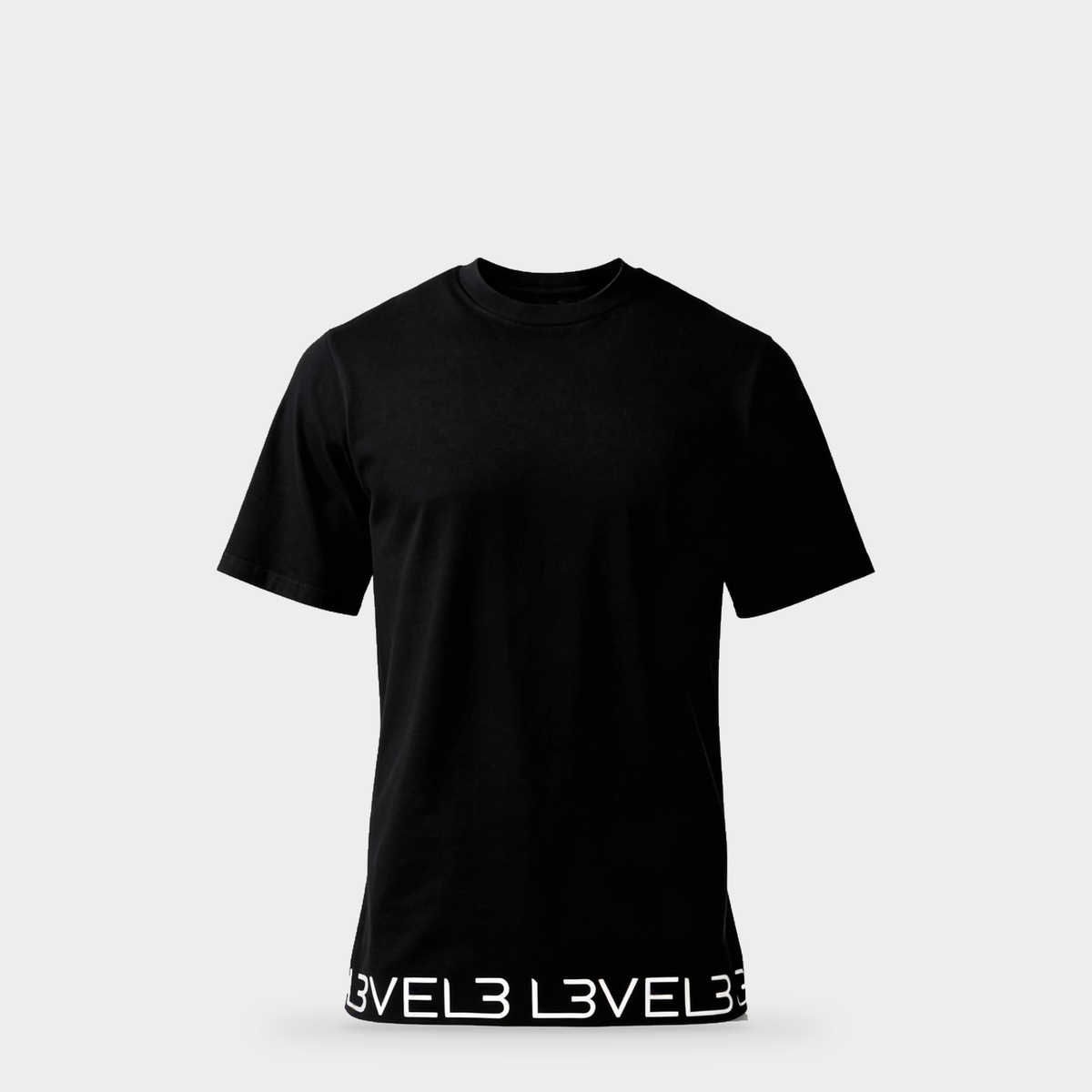 L3VEL3 Premium Logo Strip Tee - Negro — Portada