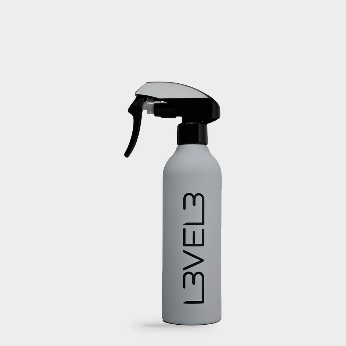 L3VEL3 Rubberized Water Spray Bottle Grey — Portada