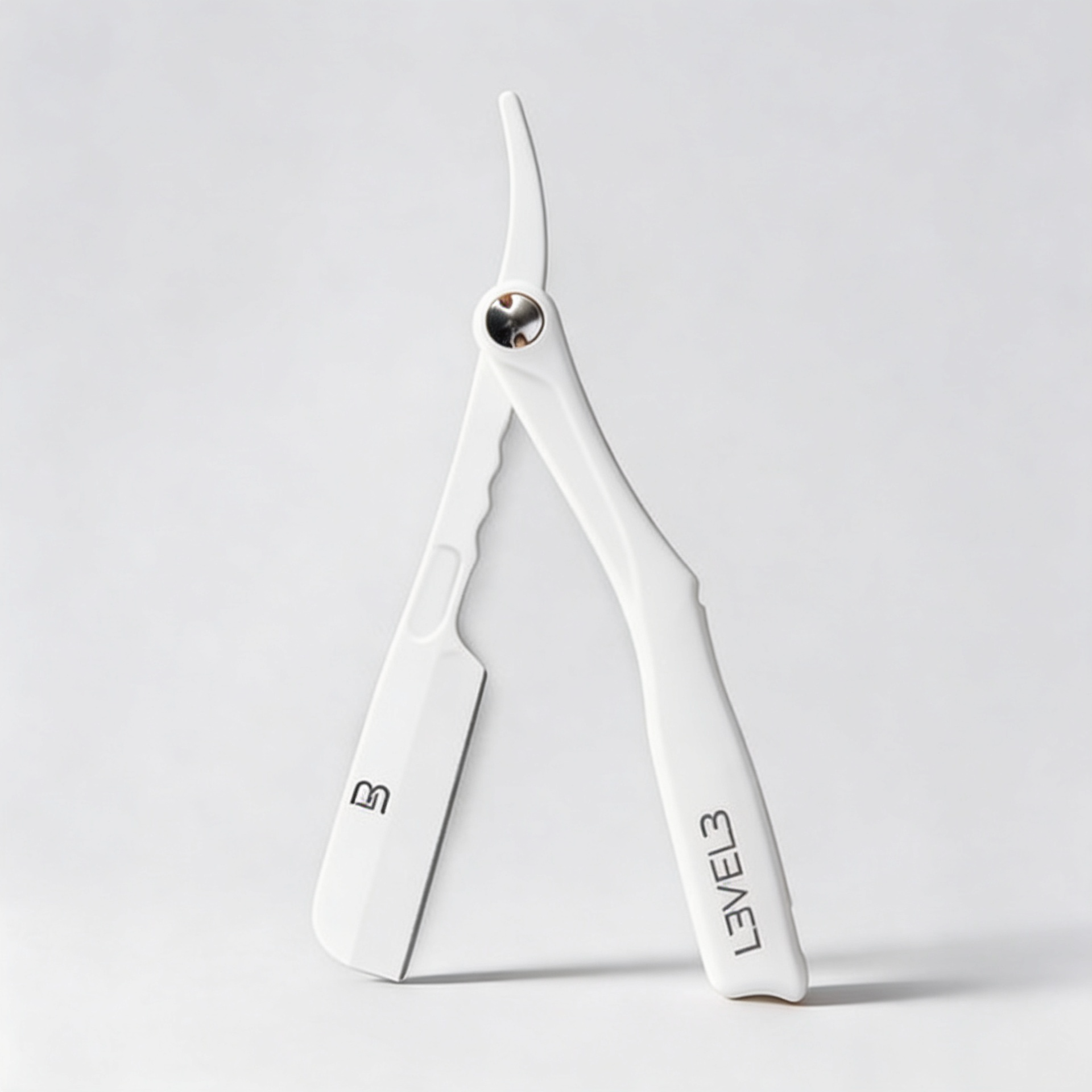 L3VEL3 WHITE MILLY RAZOR