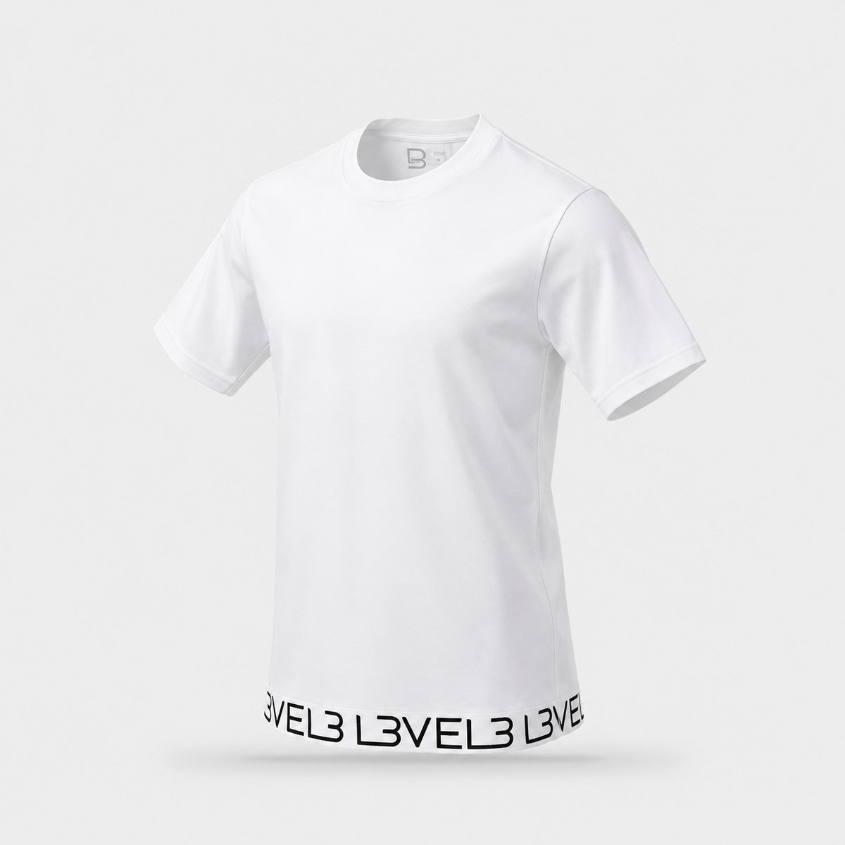 L3VEL3 Premium Logo Strip Tee - Blanco — Segunda vista del producto