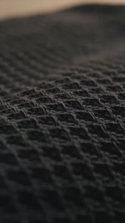 L3VEL3 BLACK TOWEL