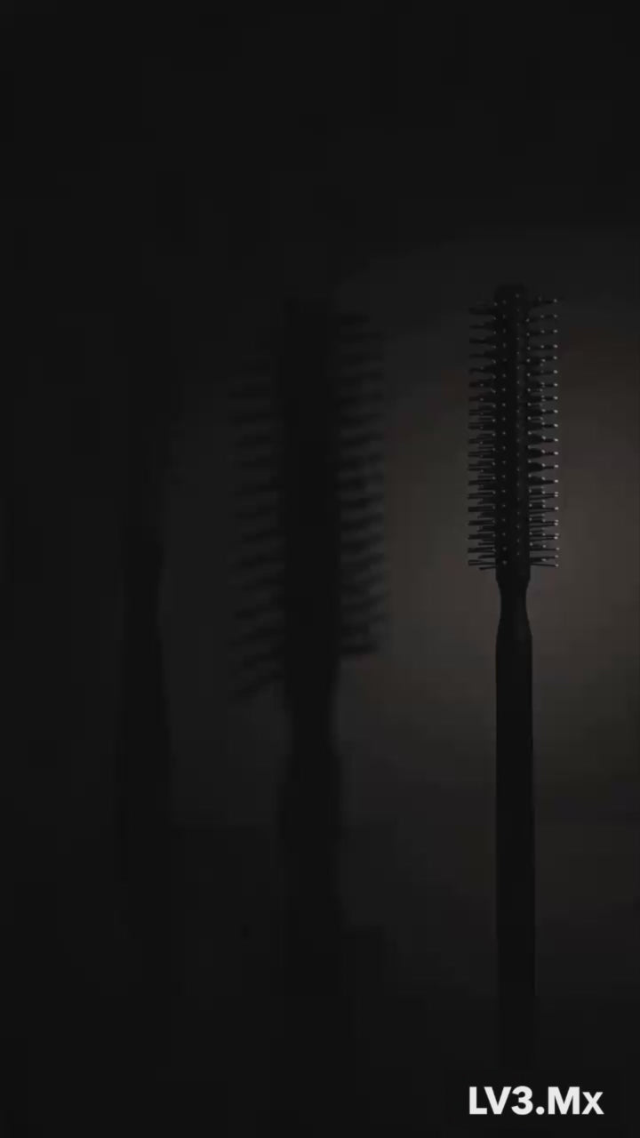 Cargar video: L3VEL3 2PC ROUND BRUSH SET