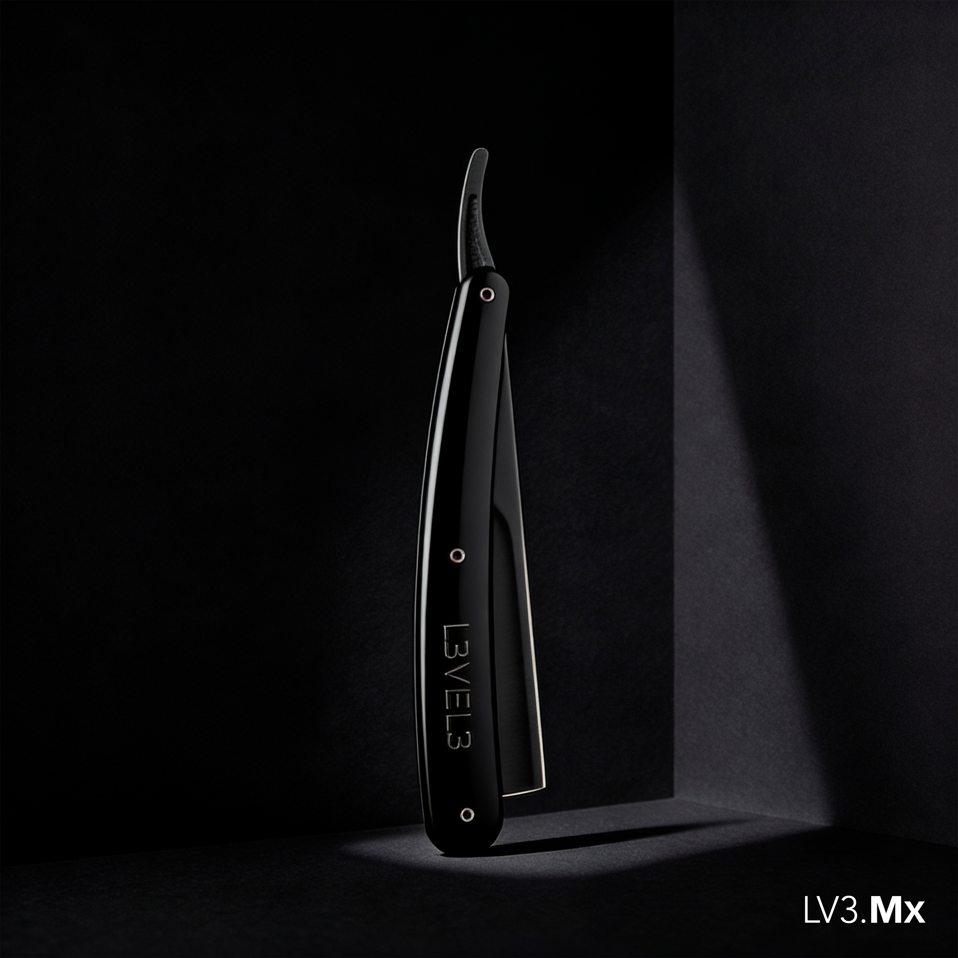 L3VEL3 BLACK RAZOR